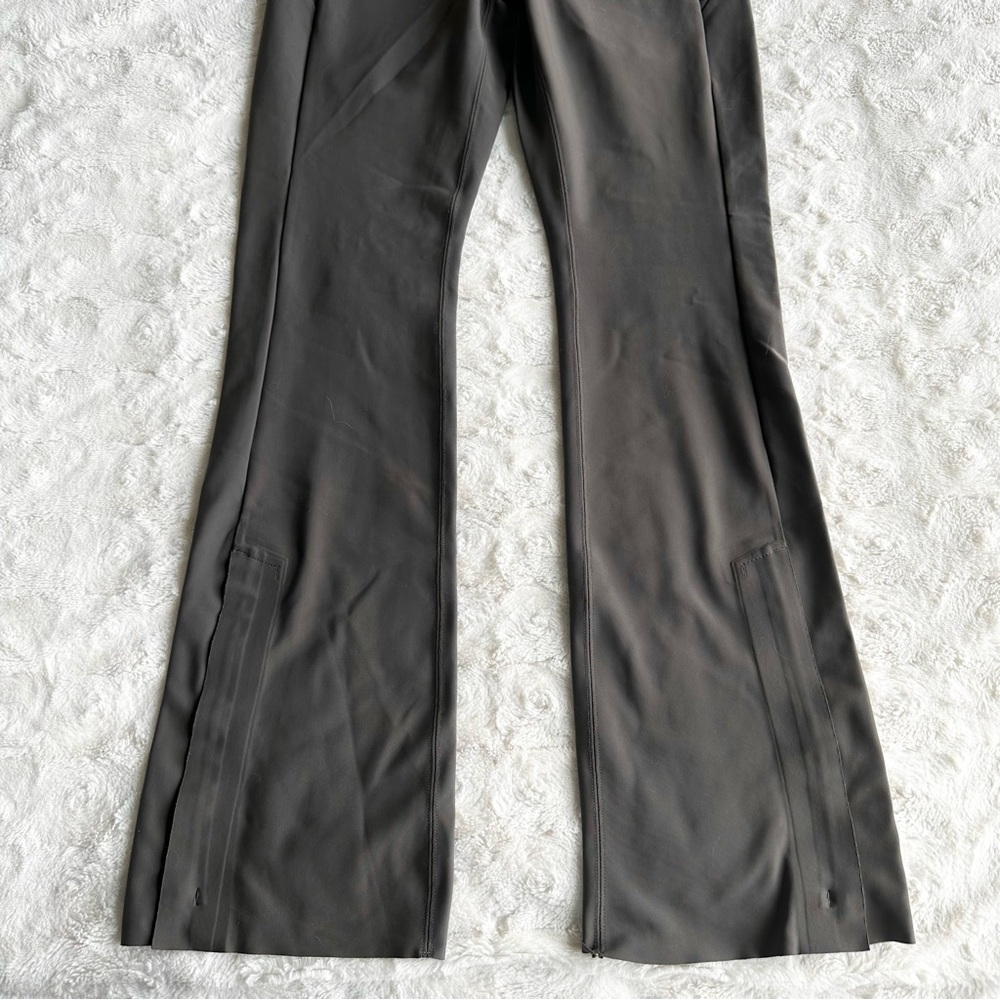 Athleta Pants Trousers Womens 2 Gray Stellar Flare Stretch Zip Performance Work - Picture 5 of 11